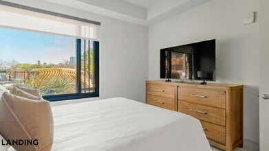 1414 Wood Hollow Dr, Unit 325 in Houston, TX - Building Photo - Building Photo