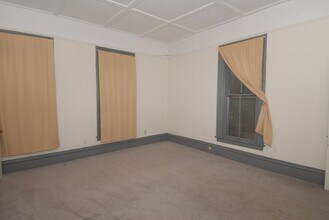 1024 N Corona St, Unit 1024 in Colorado Springs, CO - Building Photo - Building Photo