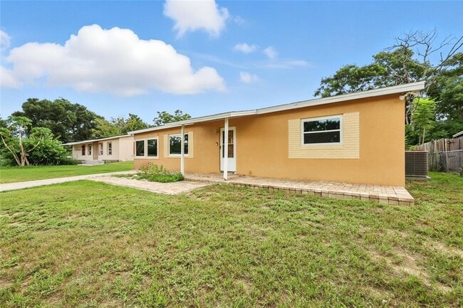 405 N Buena Vista Ave in Orlando, FL - Building Photo - Building Photo
