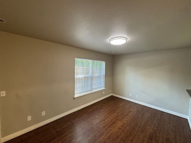 904 S Wood Ave in Fayetteville, AR - Building Photo - Building Photo