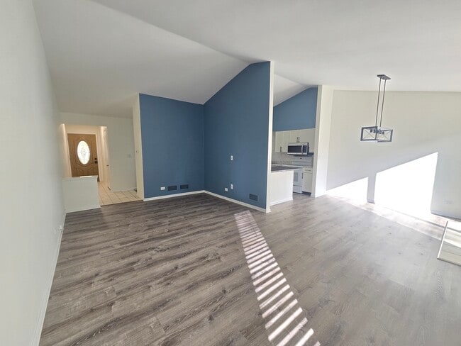 39875 N Golf Ln in Antioch, IL - Building Photo - Building Photo