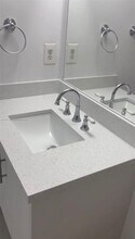 7300 NW 114th Ave in Doral, FL - Building Photo - Building Photo