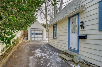 8 Ridgecrest W in Scarsdale, NY - Building Photo - Building Photo