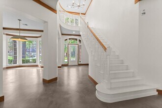 106 N Floral Leaf Cir in Spring, TX - Building Photo - Building Photo