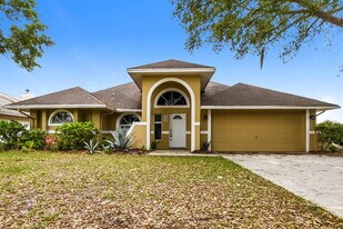 264 Daisy Estates Dr in Winter Haven, FL - Building Photo