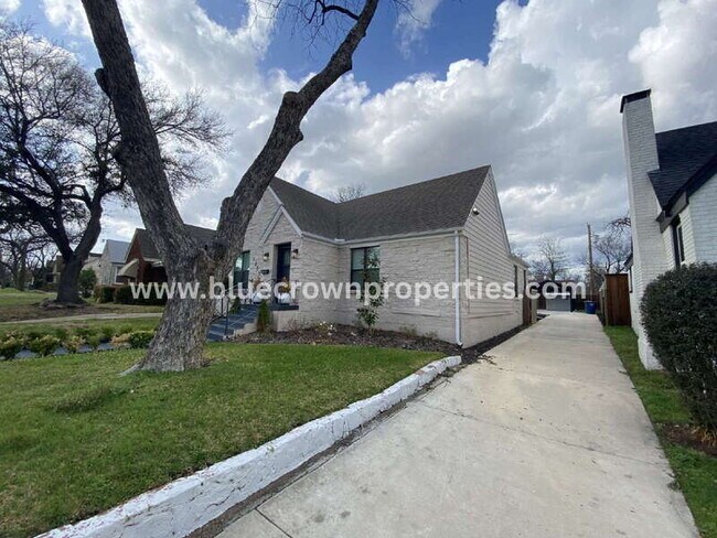 1223 E Waco Ave in Dallas, TX - Building Photo - Building Photo