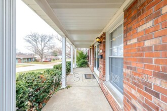 700 Saddle Dr in Florissant, MO - Building Photo - Building Photo