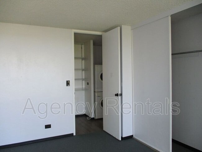 98-410-410 Koauka Loop in Aiea, HI - Building Photo - Building Photo