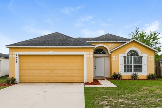 7428 Prosperity Park Rd N