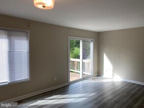 2804 Cambridge Dr in Woodbridge, VA - Building Photo - Building Photo