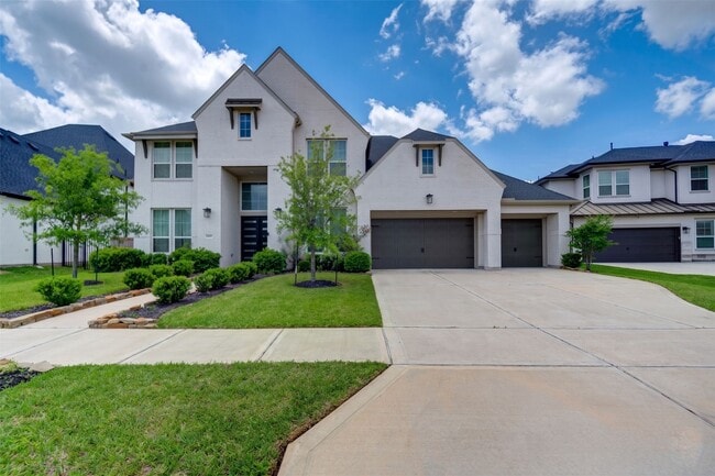 10318 Fountain Shore Dr