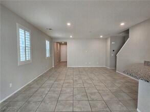 2806 Falling Mist St in Henderson, NV - Building Photo - Building Photo