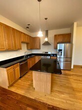 1918 W Cermak Rd in Chicago, IL - Building Photo - Building Photo