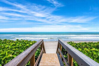 335 Strand Dr in Melbourne Beach, FL - Building Photo - Building Photo