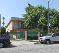 14716 Delano St Apartments