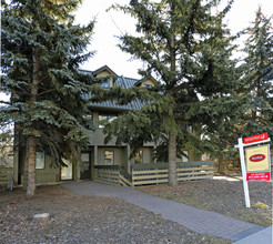 2440 14th St SW in Calgary, AB - Building Photo - Building Photo