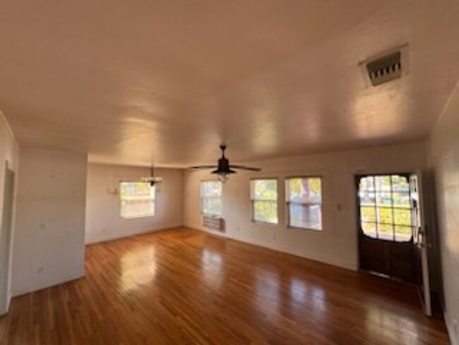 4867 Coronado Ave in San Diego, CA - Building Photo - Building Photo