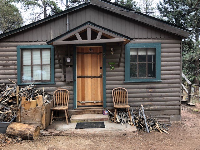 1052 W Hwy 24 in Woodland Park, CO - Building Photo