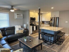 251 4th St S in Brigantine, NJ - Building Photo - Building Photo
