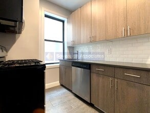 184 Nagle Ave in New York, NY - Foto de edificio - Building Photo