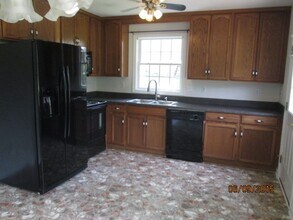 1800 Providence Creek Cir in Richmond, VA - Building Photo - Building Photo