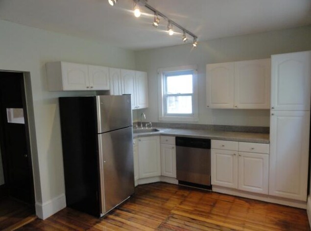 101 Heath St, Unit 1 in Somerville, MA - Building Photo - Building Photo