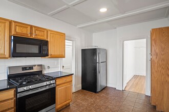 705 Washington St, Unit 1 in Boston, MA - Foto de edificio - Building Photo