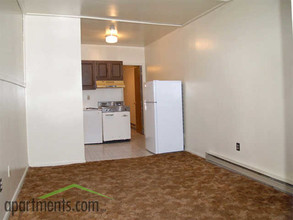 Apartments By The Park in Easton, PA - Building Photo - Interior Photo