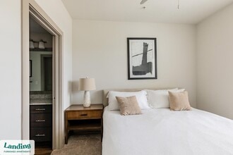 4100 Northern Cross Blvd, Unit 3212 in Haltom City, TX - Building Photo - Building Photo