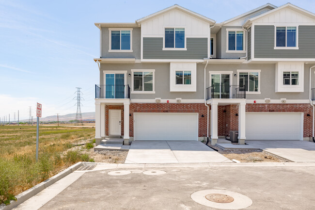 property at 4201 W Dead Horse Ct