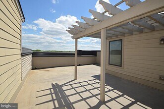 44840 Tiverton Sq in Ashburn, VA - Building Photo - Building Photo