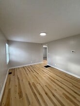 3005 Linwood Ave in Louisville, KY - Building Photo - Building Photo