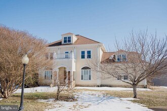 6902 Tower of London Dr in Fredericksburg, VA - Building Photo - Building Photo