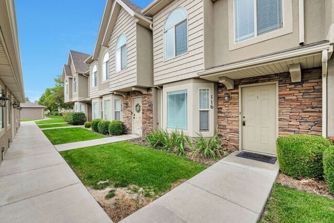property at 116 Tamarak Cir
