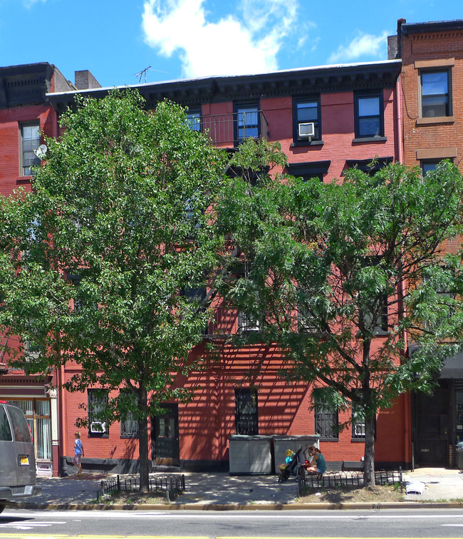 65 Atlantic Ave in Brooklyn, NY - Foto de edificio - Building Photo