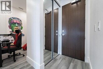 101 Locke St S in Hamilton, ON - Building Photo - Building Photo