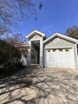 3256 Addison Ln in Tallahassee, FL - Building Photo