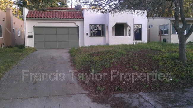 property at 633 E 4th Ave