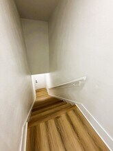 1173 E Broadway in Long Beach, CA - Foto de edificio - Building Photo