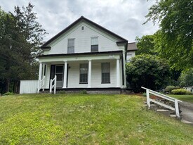 21 Elm St, Unit A in Upton, MA - Building Photo