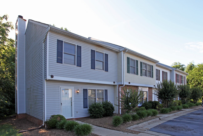 The Meadows in Burlington, NC - Foto de edificio - Building Photo