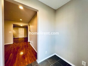 1347 E 76th St in Kansas City, MO - Building Photo - Building Photo