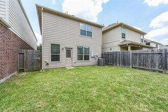 17122 Amarose Dr in Houston, TX - Building Photo - Building Photo
