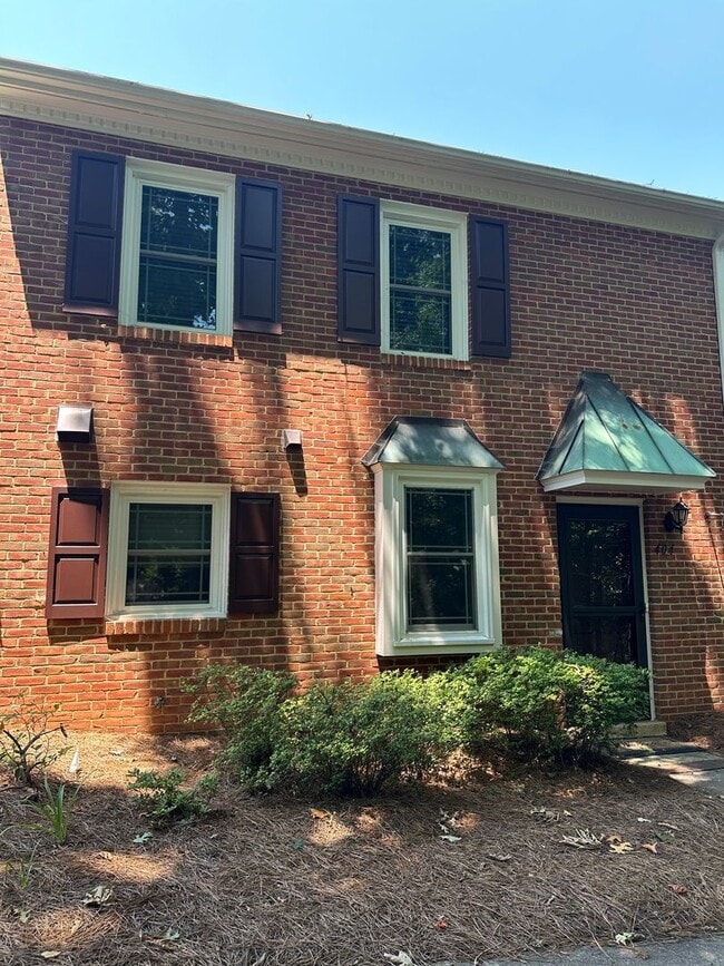 property at 404 Herndon Dr