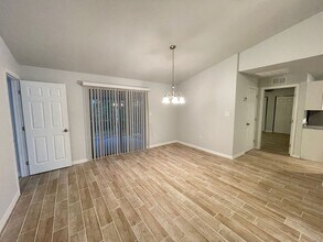 2127 Worrington St in Sarasota, FL - Building Photo - Building Photo