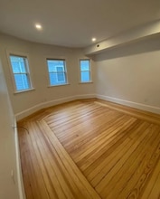 37 Spencer Ave, Unit 2 in Somerville, MA - Building Photo - Building Photo