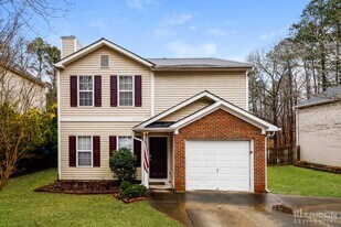 112 Bainbridge Ct in Dallas, GA - Building Photo