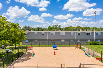 The Grand 1501 in College Station, TX - Building Photo - Building Photo