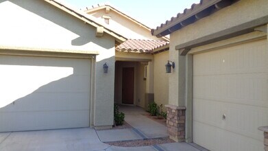 3526 E Sierra Madre Ave in Gilbert, AZ - Building Photo - Building Photo