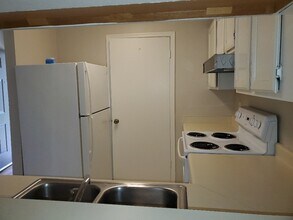 1961 N Hartford St-Unit -UNIT 1018 in Chandler, AZ - Foto de edificio - Building Photo